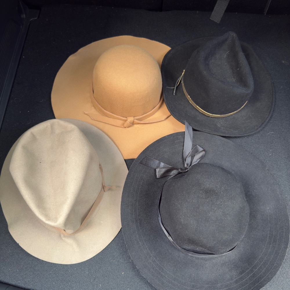 Old dusty miscellaneous hat Lot